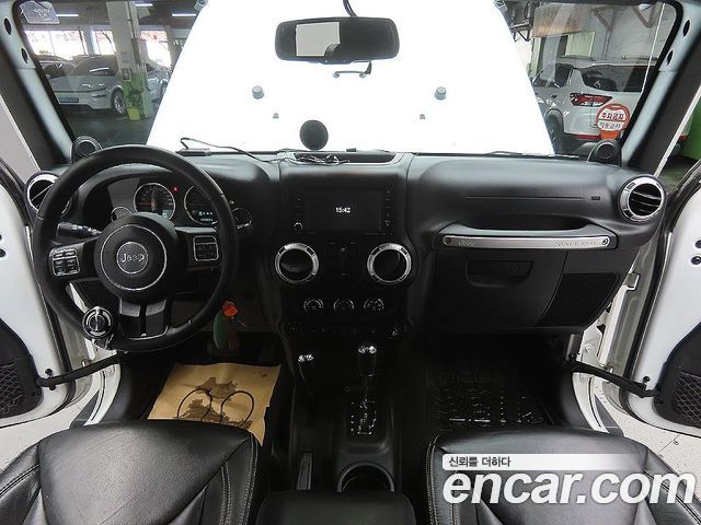 Jeep Wrangler 2014 — photo 6