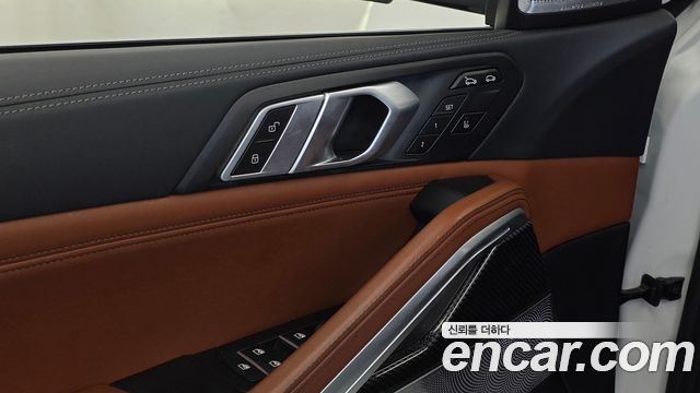 BMW X6 2021 — photo 24