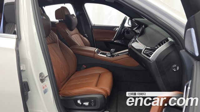 BMW X6 2021 — photo 16