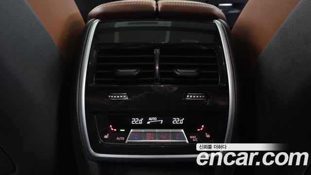 BMW X6 2021 — photo 29