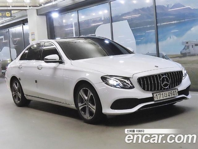 Mercedes-Benz E-Class 2019 — photo 1