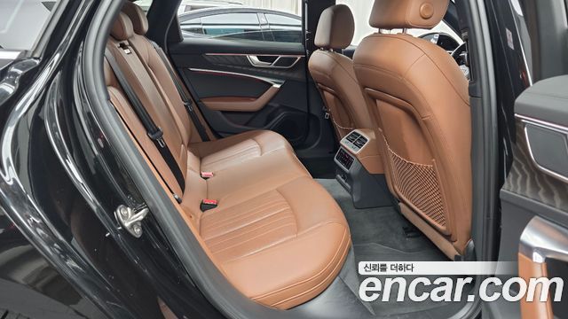 Audi A6 2020 — photo 17