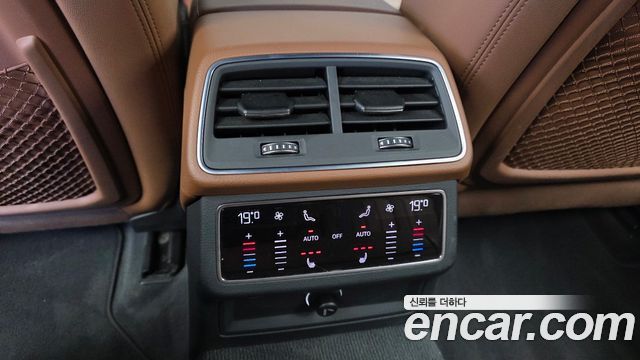 Audi A6 2020 — photo 24