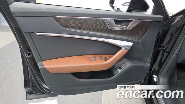 Audi A6 2020 — photo 14