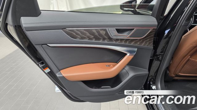 Audi A6 2020 — photo 15