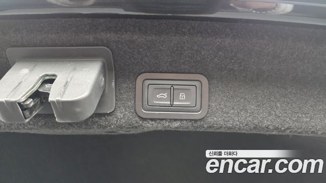 Audi A6 2020 — photo 29