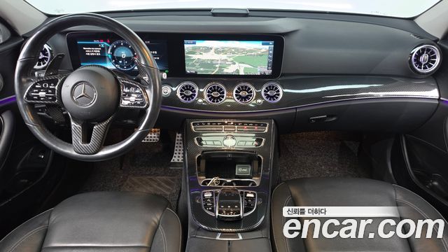 Mercedes-Benz E-Class 2019 — photo 10