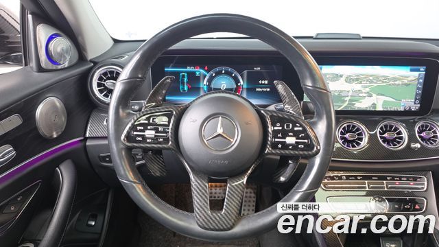 Mercedes-Benz E-Class 2019 — photo 19