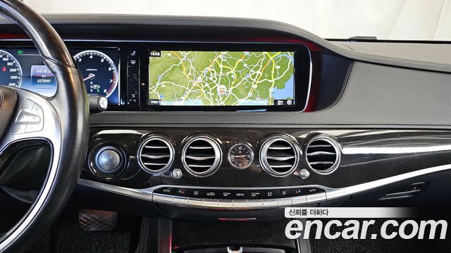 Mercedes-Benz S-Class 2015 — photo 14