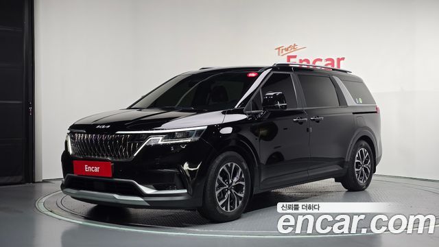 Kia Canival 2022 — photo 1
