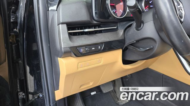 Kia Canival 2022 — photo 23