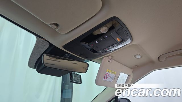 Kia Canival 2022 — photo 24