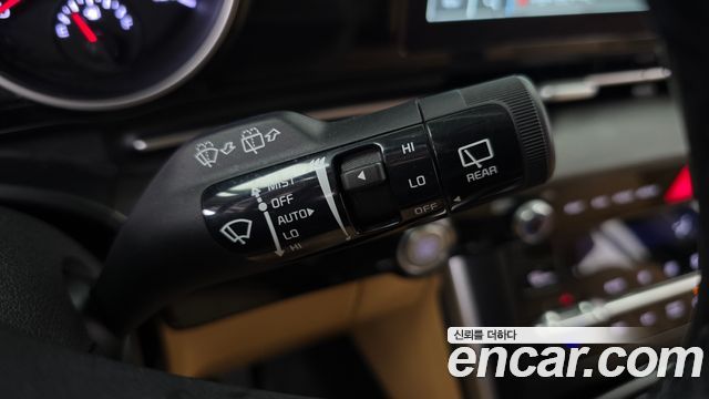 Kia Canival 2022 — photo 29