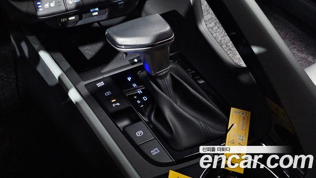 Hyundai AVANTE 2024 — photo 12