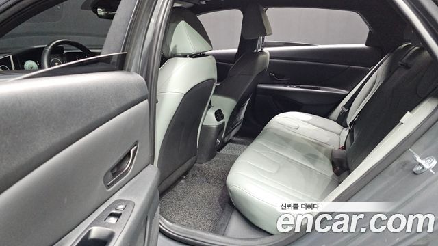 Hyundai AVANTE 2024 — photo 17