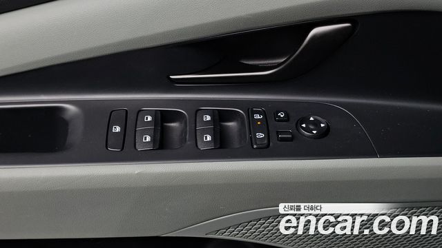 Hyundai AVANTE 2024 — photo 32