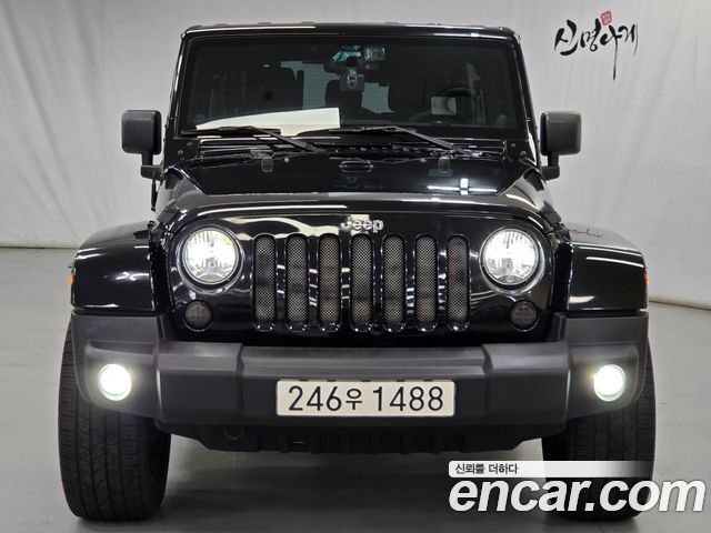 Jeep Wrangler 2013 — photo 3