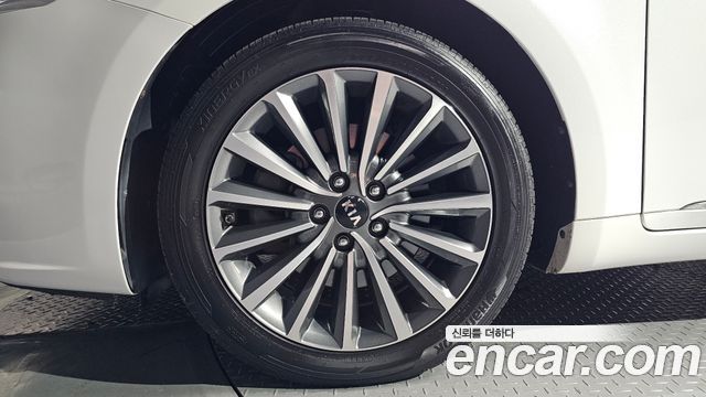 Kia K7 2016 — photo 5