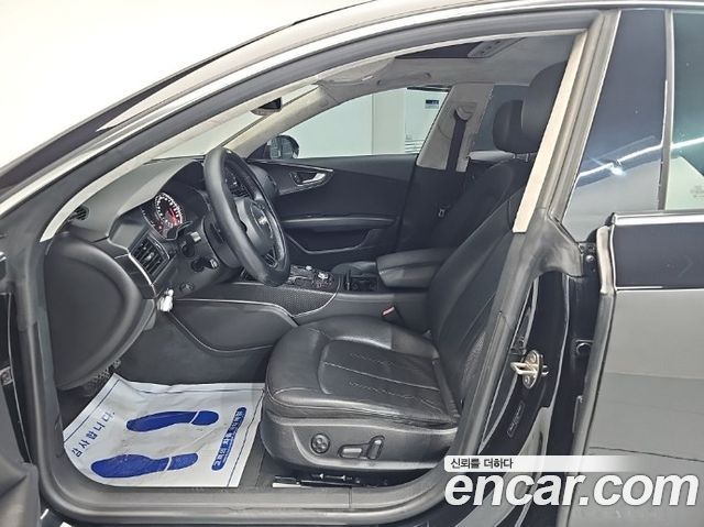 Audi A7 2013 — photo 11