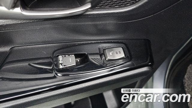 KG Mobility KORANDO 2019 — photo 28