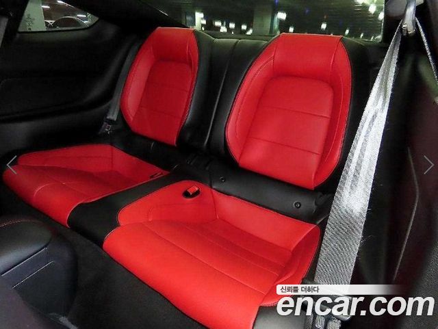 Ford Mustang 2018 — photo 7