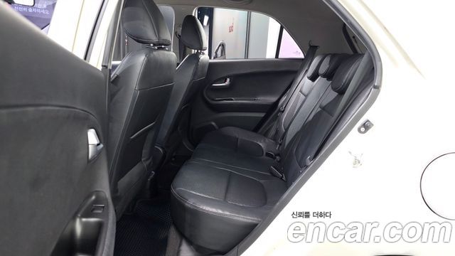 Kia morning 2013 — photo 12