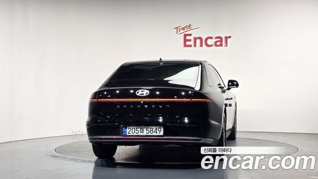 Hyundai Grandeur 2023 — photo 4