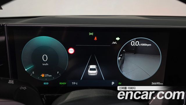 Hyundai Grandeur 2023 — photo 8