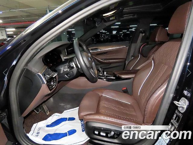 BMW 5-Series 2020 — photo 6