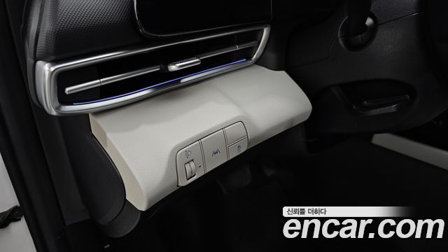 Hyundai AVANTE 2021 — photo 23