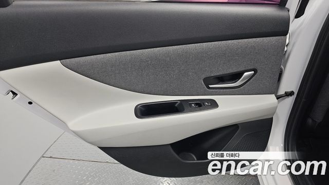 Hyundai AVANTE 2021 — photo 15