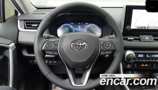 Toyota RAV4 2025 — photo 8