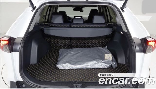 Toyota RAV4 2025 — photo 11