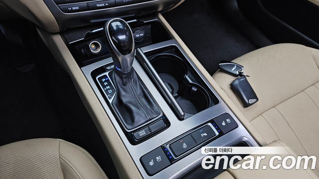 Hyundai Genesis 2015 — photo 12