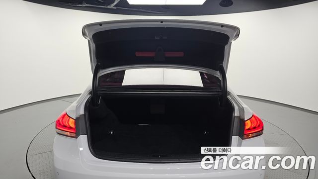 Hyundai Genesis 2015 — photo 26