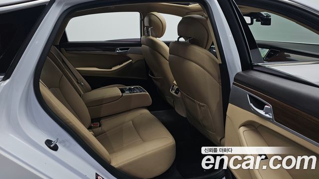 Hyundai Genesis 2015 — photo 16