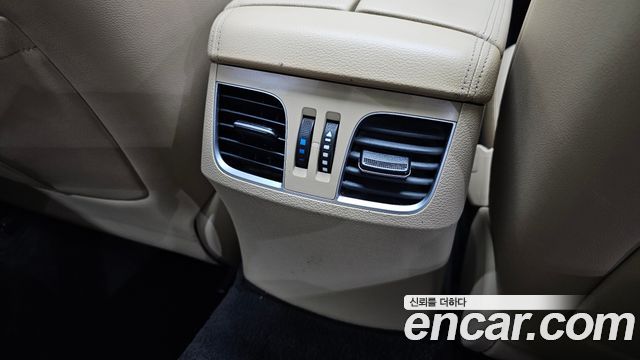 Hyundai Genesis 2015 — photo 30