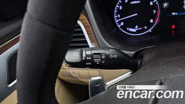 Hyundai Genesis 2015 — photo 31