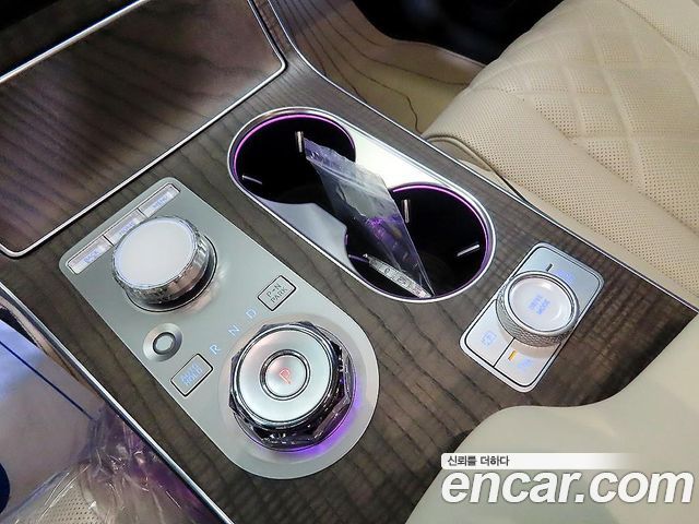 Genesis GV80 2024 — photo 12