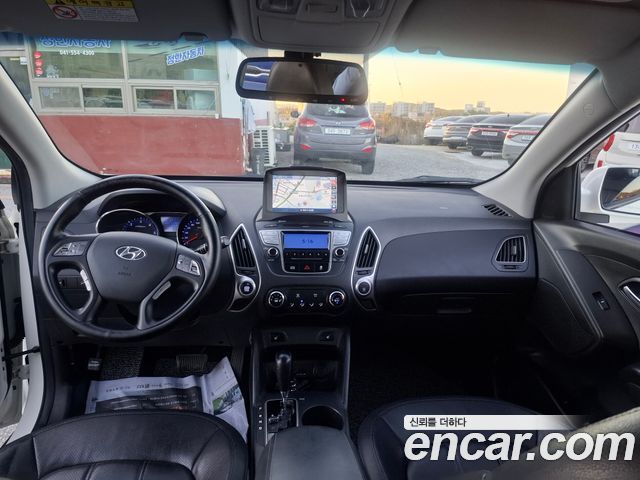 Hyundai Tucson 2013 — photo 8