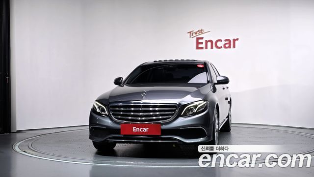 Mercedes-Benz E-Class 2019 — photo 3