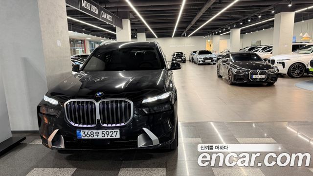 BMW X7 2026 — photo 1