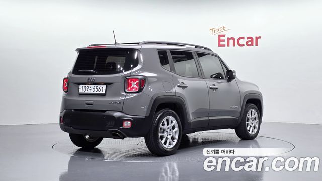 Jeep Renegade 2019 — photo 2
