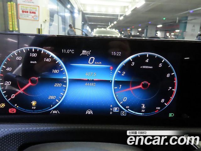Mercedes-Benz CLA-Class 2023 — photo 9