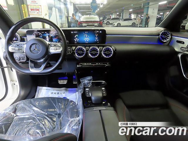 Mercedes-Benz CLA-Class 2023 — photo 10