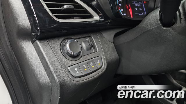 Chevrolet Korea Spark 2019 — photo 23