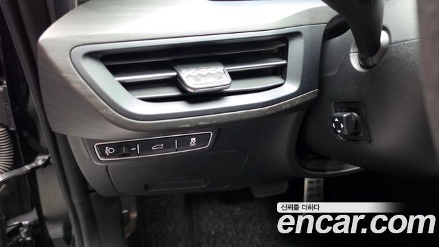 Kia K8 2022 — photo 32