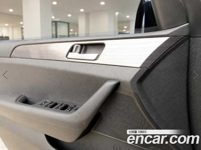 Hyundai Sonata 2018 — photo 11