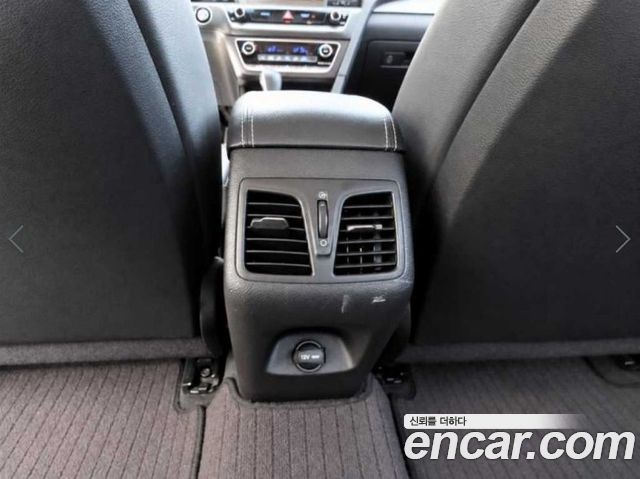 Hyundai Sonata 2018 — photo 17