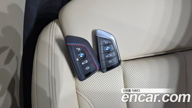 BMW 3-Series 2024 — photo 22